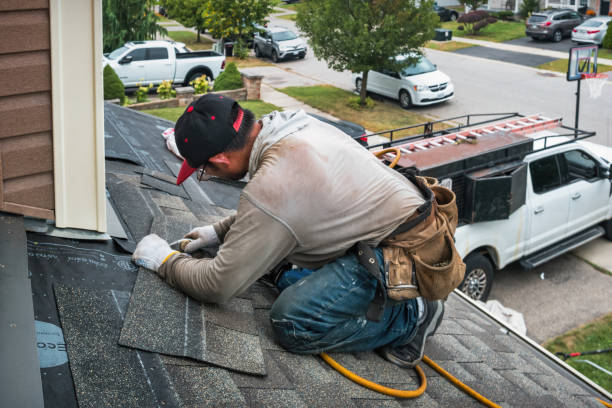 Professional Roofing technician working in New Canton, VA